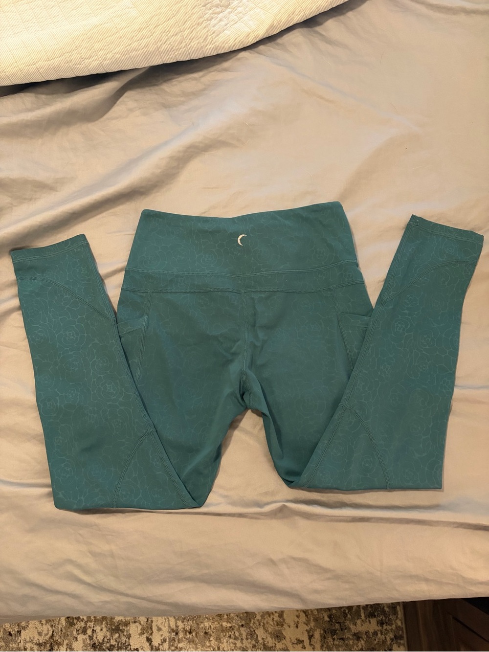 High-Waist Teal Floral-Print Leggings with Crescent Detail